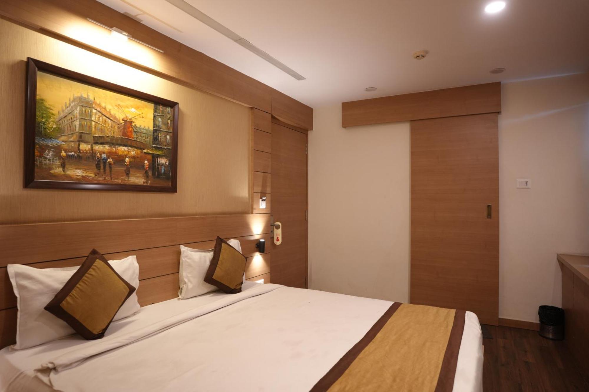 Hotel Silkhouse Premier Danapur Εξωτερικό φωτογραφία