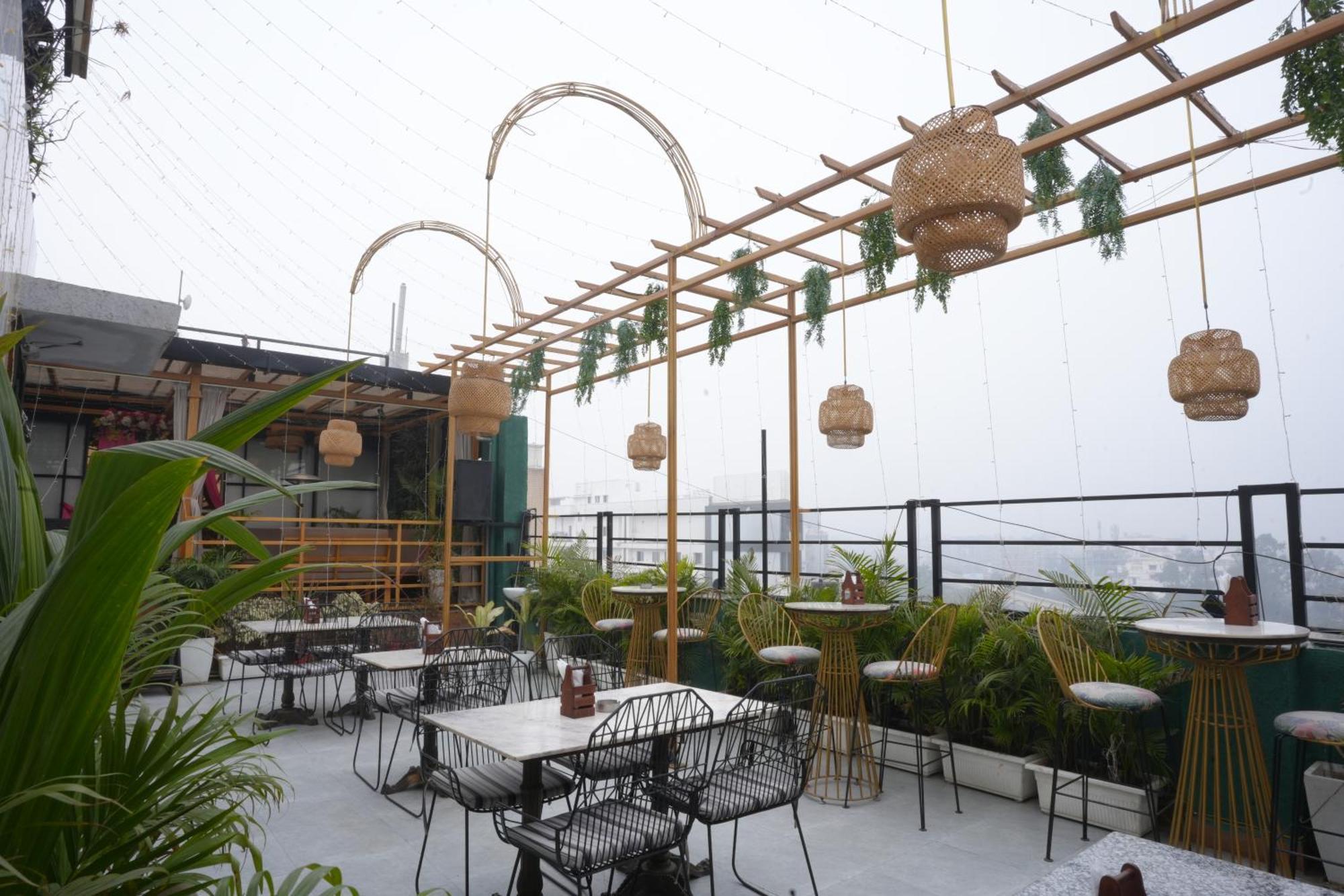 Hotel Silkhouse Premier Danapur Εξωτερικό φωτογραφία